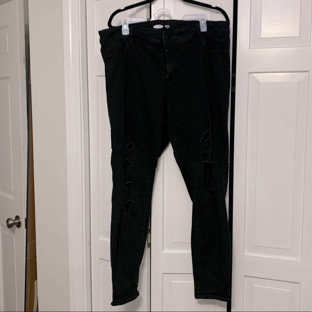 Distressed black jeans